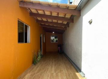 Casa · 81m² · 2 Quartos · 1 Vaga · Casa com Área Gourmet e Acabamento de Alto Padrão em Mocambeiro!