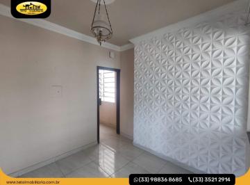 Apartamento · 2 Quartos · Apartamento à venda localizado no Centro.