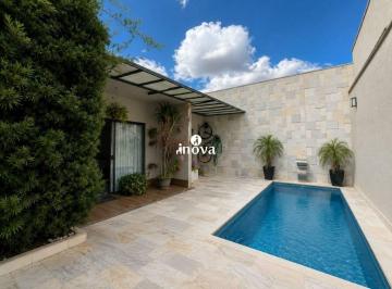 Casa · 183m² · 5 Quartos · 3 Vagas · Casa à venda, bairro Abadia 