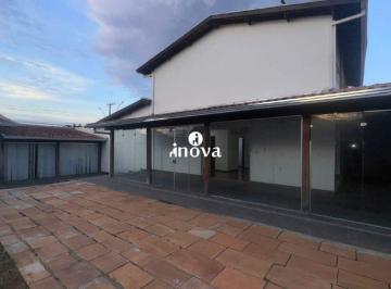 Casa · 494m² · 5 Quartos · 4 Vagas · Casa para locação, bairro Mercês