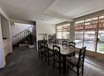 Casa · 285m² · 4 Quartos · 2 Vagas · Casa no Centro de Itaúna Próximo a praça Matriz