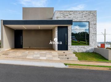 Casa · 130m² · 3 Quartos · 2 Vagas · Casa em condomínio para locação, Condomínio Residencial Buritis. 