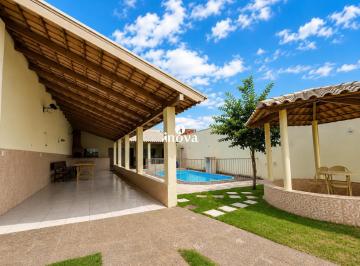 Casa · 148m² · 2 Quartos · 3 Vagas · Casa comercial ou residencial a venda, Bairro Parque das Laranjeiras