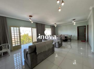Apartamento · 173m² · 4 Quartos · 1 Vaga · Apartamento a venda, bairro Mercês