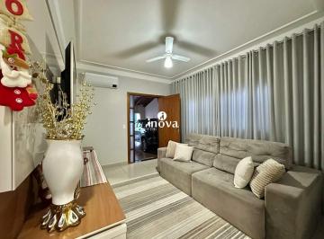 Casa · 143m² · 3 Quartos · 2 Vagas · Casa a venda, bairro Cidade Nova