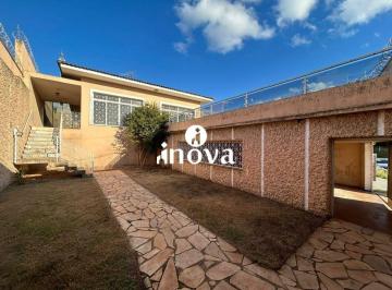 Casa · 334m² · 4 Quartos · 6 Vagas · Casa comercial a venda, Bairro São Benedito