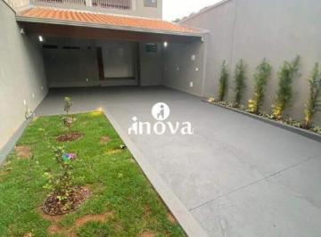 Casa · 173m² · 3 Quartos · 4 Vagas · Casa para locação, bairro Abadia 