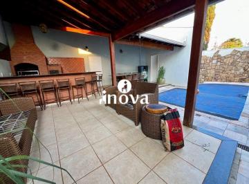 Casa · 255m² · 4 Quartos · 2 Vagas · Casa à venda, bairro Jardim São Bento