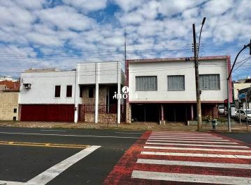 Casa · 269m² · 3 Vagas · Casa comercial a venda, Bairro Centro