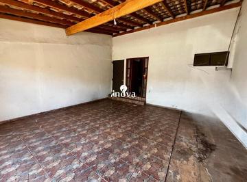 Casa · 156m² · 3 Quartos · 2 Vagas · Casa a venda, bairro Monte Castelo
