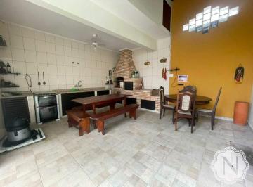Casa · 231m² · 4 Quartos · 1 Vaga · Casa à venda com 4 quartos no bairro Centro 