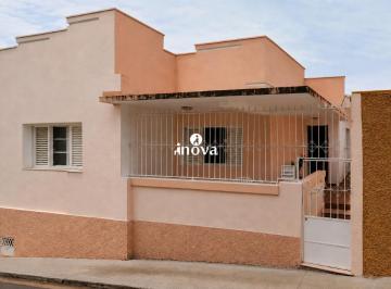 Casa · 152m² · 8 Quartos · Casa a venda, bairro Residencial Estados Unidos