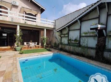 Casa · 320m² · 4 Quartos · 3 Vagas · Casa á venda , 3 quartos, bairro Suarão - Itanhaém - 400m² de terreno