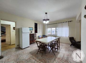 Casa · 151m² · 5 Quartos · 2 Vagas · Sobrado à venda com 5 quartos no bairro Praia dos Sonhos