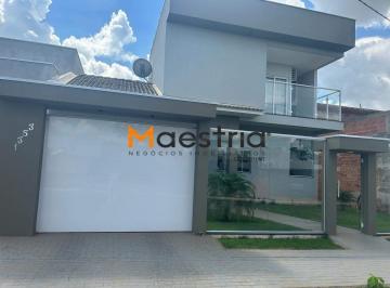 Casa · 201m² · 3 Quartos · Maestria Sua imobiliária de confiança em Sorriso-MT 