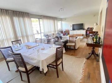 sala Jantar  · Apartamento Amplo 4 Quartos (1 Suíte) com Piscina e Segurança 24h na Gávea