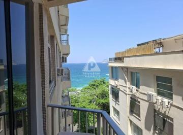 Apartamento · 95m² · 3 Quartos · 3 Vagas · Posto 6 – Apartamento com Vista Mar e Cristo, 3 Quartos e 2 Vagas