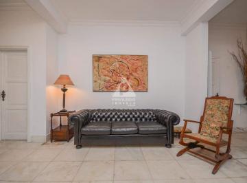 SALA · Apartamento térreo reformado no Leblon – 2 quartos amplos, 1 suíte e 1 vaga descoberta