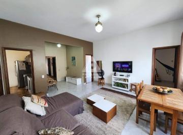 Sala · Apartamento Tipo Casa, 4 Quartos com Sacada – Flamengo