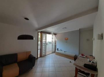 sala · Ótima casa para uso comercial e residencial.