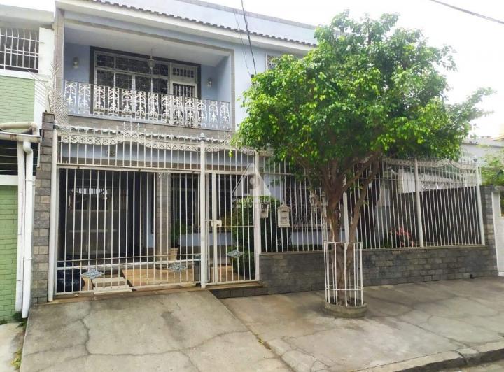 Foto do imóvel - Casa Duplex, excelente local na Vila da Penha