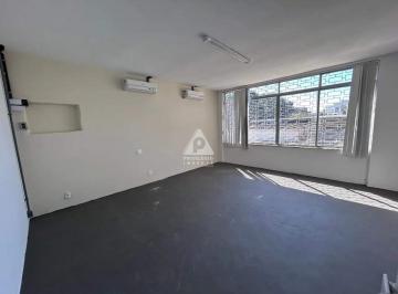 Casa · 670m² · 4 Quartos · 1 Vaga · Casa com grande galpão no Centro do Méier