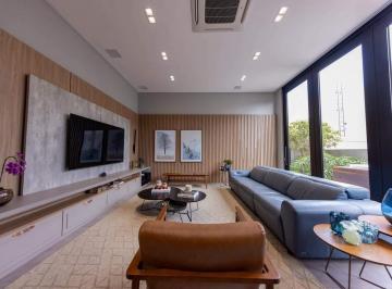 Casa · 380m² · 4 Quartos · 2 Vagas · Casa de alto padrão à venda no condomínio Vila Rica em Balneário Camboriú