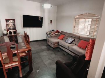 Casa de 4 quartos, Planaltina · PLANALTINA/DF - SETOR TRADICIONAL - 4 QUARTOS - PRÓXIMO À IGREJA MATRIZ