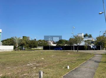 9b394f043c01.jpg · Terreno de Esquina em Jurerê Internacional 