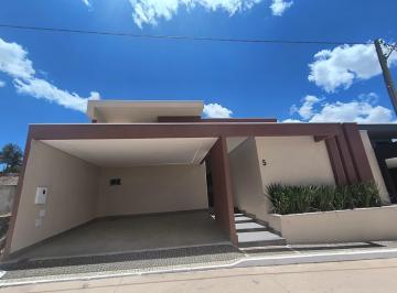 Casa de 3 quartos, Vicente Pires · VENDO EXCELENTE CASA EM VICENTE PIRES, CONDOMÍNIO EM FRENTE EPTG! LINDA VISTA!! 