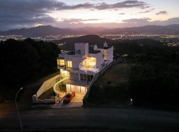682712_iVK5G79A6397Jy5_68271267b4868f7f09c.jpg · Casa de luxo a venda em São José