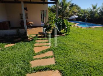 Casa · 250m² · 3 Quartos · 8 Vagas · Casa de Condomínio em Zona Rural - Hidrolândia, GO