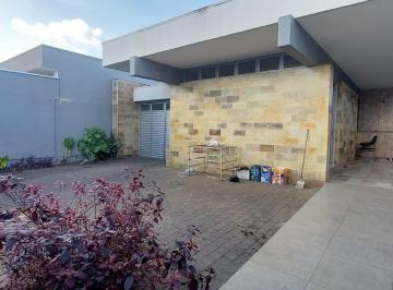 2033b01015854c9c824034bdd8d97ba5.jpg · Casa para Venda em Uberlândia/MG - 5 Dorm. 250 m2 Área Útil