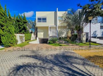 Foto 01 · Casa com 400m² de construção, Lareira, 4 Suites, Garagem para 7 carros - Vila São Francisco - SP