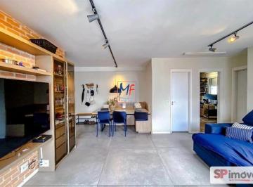 Apartamento · 69m² · 2 Quartos · Excelente apto no Brás, com 69m² a.u., 2 dormitórios (1 suíte), sala, cozinha, varanda, depósito, 1