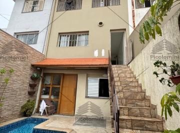Foto 01 · Sobrado à venda na Vila Campestre de 200² área construída com piscina, 3 quartos sendo 1 suíte, cozi