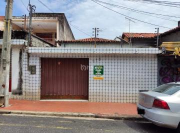 Casa · 135m² · 4 Quartos · 1 Vaga · Casa à venda, no bairro Centro, Teresina/PI