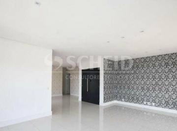 Apartamento · 230m² · 3 Quartos · 3 Vagas · Cobertura à Venda no Morumbi com 230m², 3 quartos sendo 1 suíte e 3 vagas.