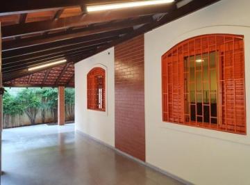 Casa · 263m² · 3 Quartos · Casa com 3 quartos à venda no Bairro Santa Mônica - Uberlândia/MG
