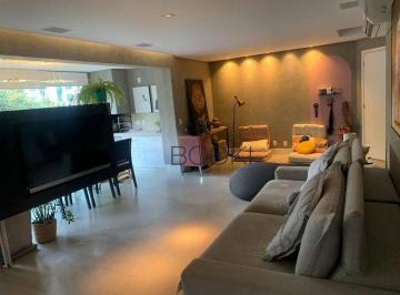 Sala de Tv · Apartamento Próximo ao Morumbi Shopping 2 Suites 2 Vagas 124m2