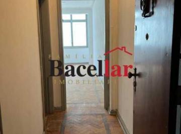 Apartamento · 124m² · 3 Quartos · 1 Vaga · Apartamento : Padrão / Residencial / Leme