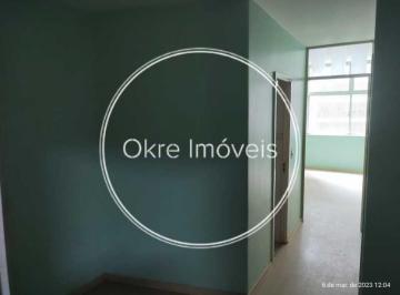 Apartamento · 32m² · Studio :  / Residencial / Centro