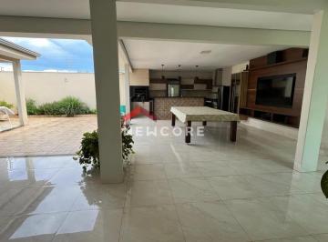 Casa · 140m² · 3 Quartos · 5 Vagas · Casa em  Alameda das Rosas - Parque Sagrada Família - Rondonópolis/MT