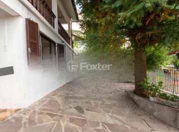 01a5fd39 · Casa, 5 dormitórios, 226.32 m², em Guarani