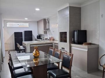 Foto 01 · Casa a venda no Jardim Messina, em Jundiaí, excelente localização, oportunidade, estuda permuta