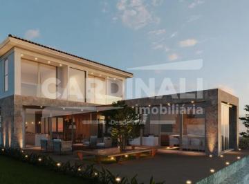Casa · 600m² · 5 Quartos · 4 Vagas · Belíssima casa à Venda no Condomínio no VILLA BELLA FLORENÇA com 5 Suítes.