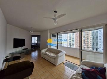 78e2b674719132237ba01ace316e151a2de3cfcf · Apartamento beira-mar com sacada — Pitangueiras — Guarujá