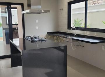 Casa · 300m² · 4 Quartos · 4 Vagas · Sobrado à venda de 263m² | 04 dormitórios, sendo 01 suíte e 04 vagas de garagem | Condomínio Florada
