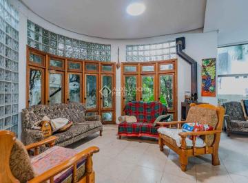 675219_i9quUv874fxs9il8E46_67521967ba353c18a15.jpg · CASA EM CONDOMINIO 06 DORMITÓRIOS PÁTIO PISCINA POMAR ÁREA VERDE