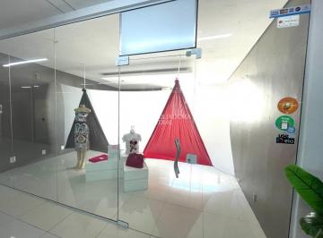 688408_i45b4H52449San766ue5_68840867e1bce10d304.jpg · Sala Comercial no Centro de Florianópolis.